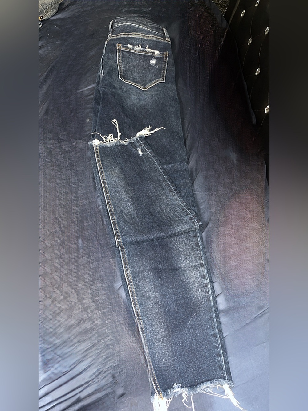 Judy Blue Dark Blue Straight Leg Distressed Jeans